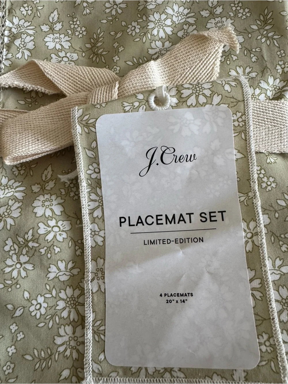 J Crew Placemat Set 4 Pair  20”x14”